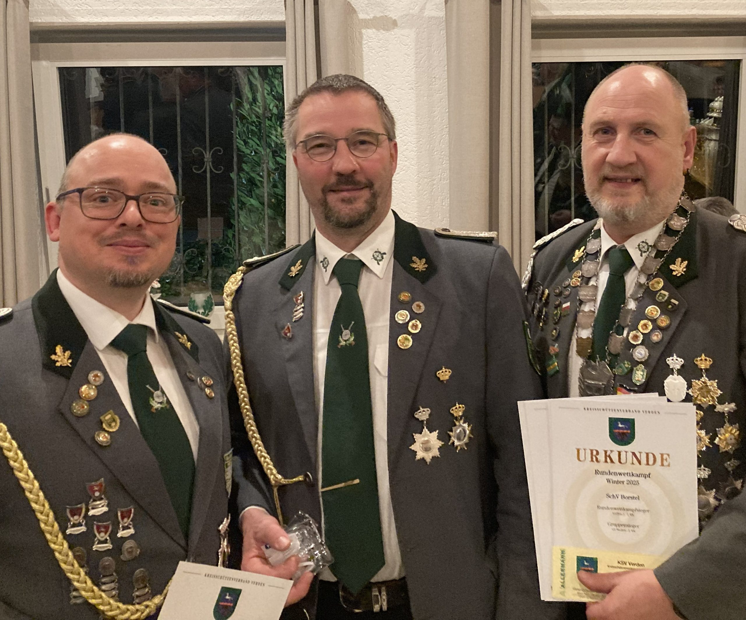 Die Mannschaft aus Borstel mit Ingo Bruns, Stefan Fluß und Andreas Feisthauer wurde RWK-Sieger in der Disziplinen KK Sportgewehr